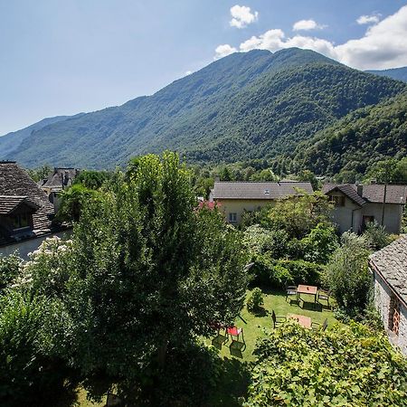Hotel Garni Maggia Giumaglio Exterior foto